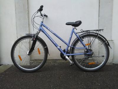 Une image de l'objet 'Bidoum bidoum'
